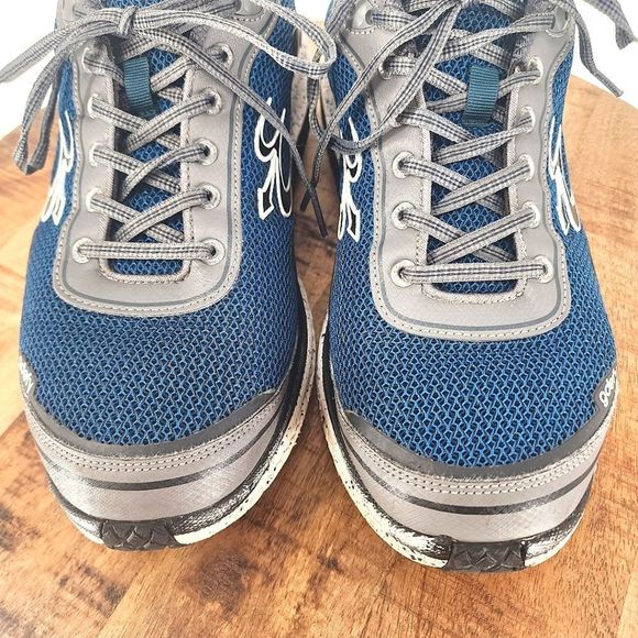 Gdefy Mens Size 11.5 Sneakers - Picture 5 of 10